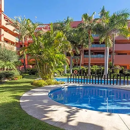 Beautiful In Residential Complex Apartmán Estepona